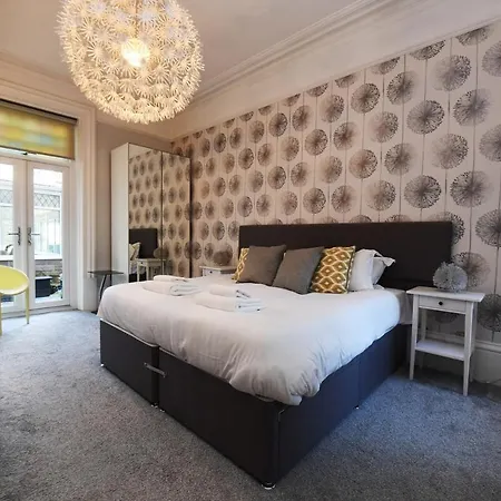 - 4 Double Bedrooms -harrogate 公寓 *